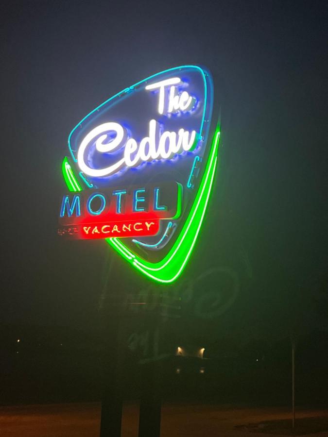 The Cedar Motel 샌더스키 외부 사진